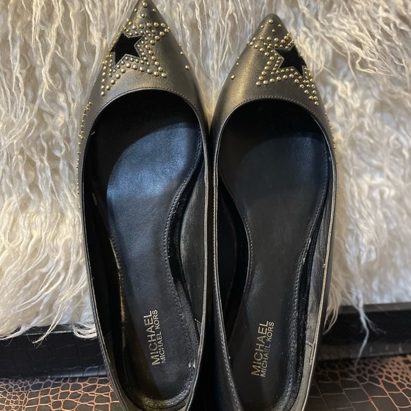 Michael Kors gold and black studded flat - Picture 4 of 7